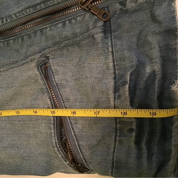 Billabong jeans jacket with knit sleeves and a hood - Picture 9 of 10